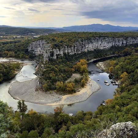 Vila Ombre D'Ete Ruoms Exteriér fotografie