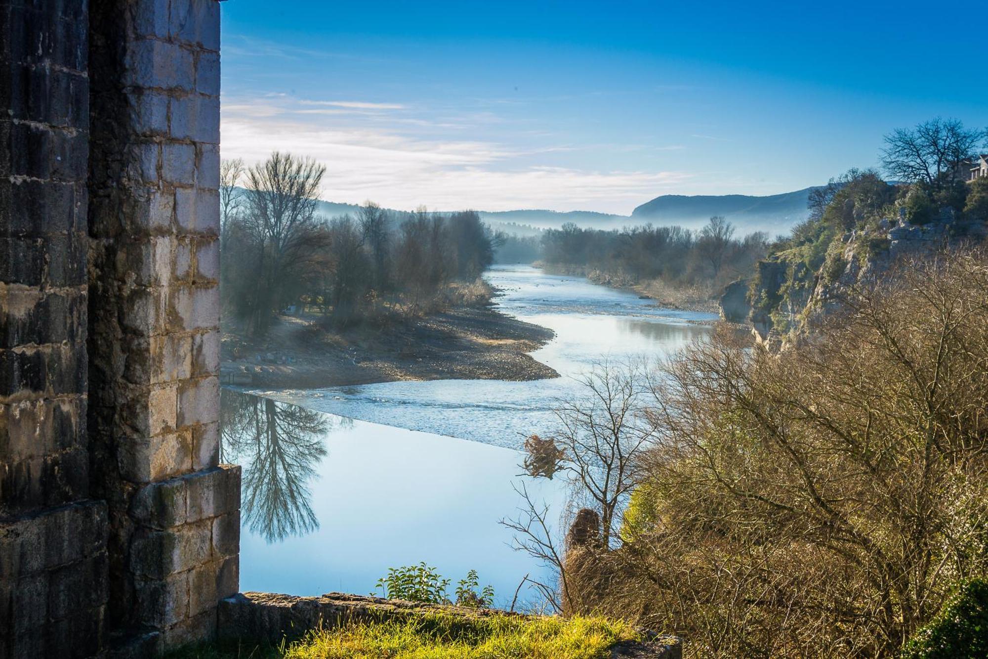 Vila Ombre D'Ete Ruoms Exteriér fotografie