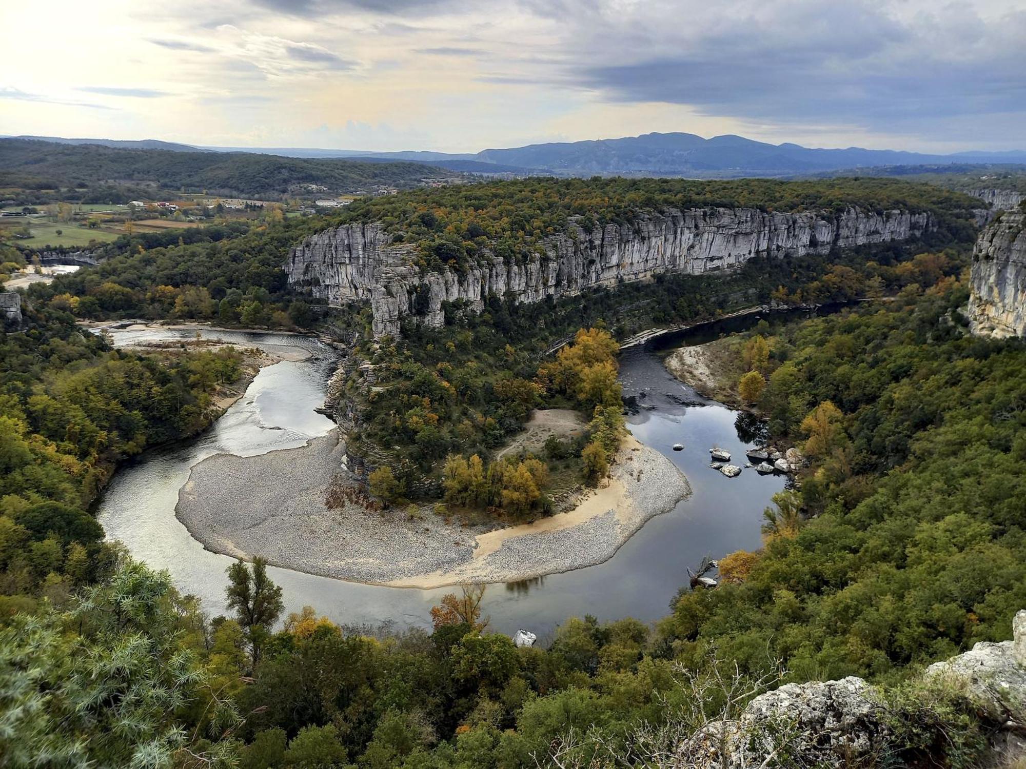 Vila Ombre D'Ete Ruoms Exteriér fotografie